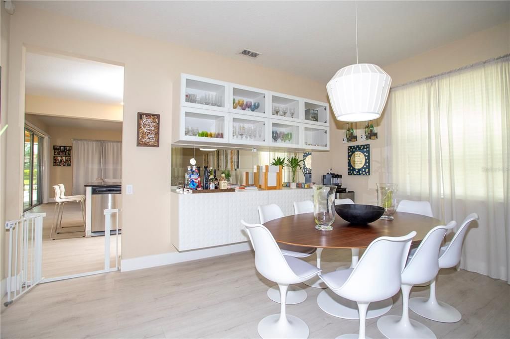 For Sale: $749,900 (4 beds, 3 baths, 2616 Square Feet)