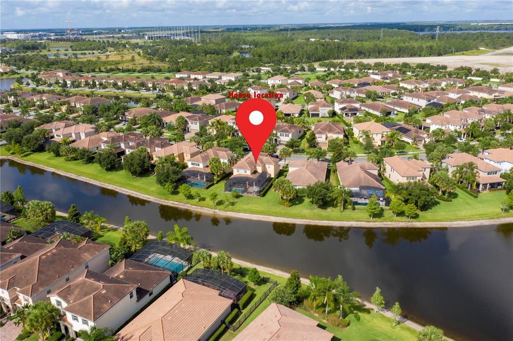 For Sale: $749,900 (4 beds, 3 baths, 2616 Square Feet)