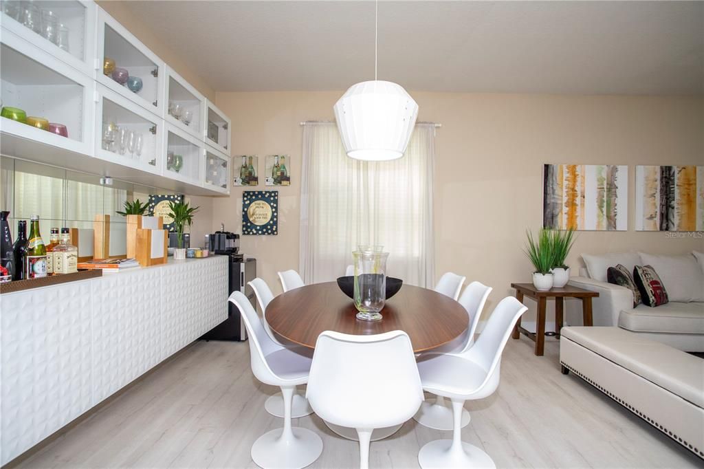 For Sale: $749,900 (4 beds, 3 baths, 2616 Square Feet)