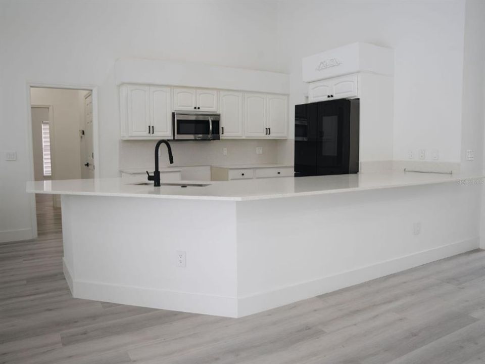 В аренду: $3,900 (4 спален, 2 ванн, 2263 Квадратных фут)