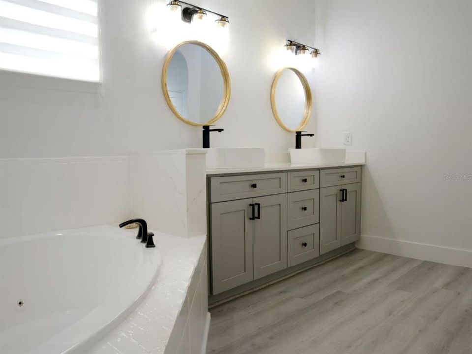 En Renta: $3,900 (4 camas, 2 baños, 2263 Pies cuadrados)