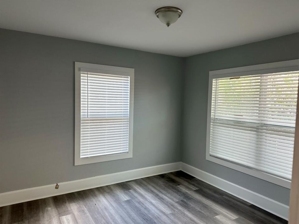 На продажу: $649,900 (6 спален, 0 ванн, 2429 Квадратных фут)