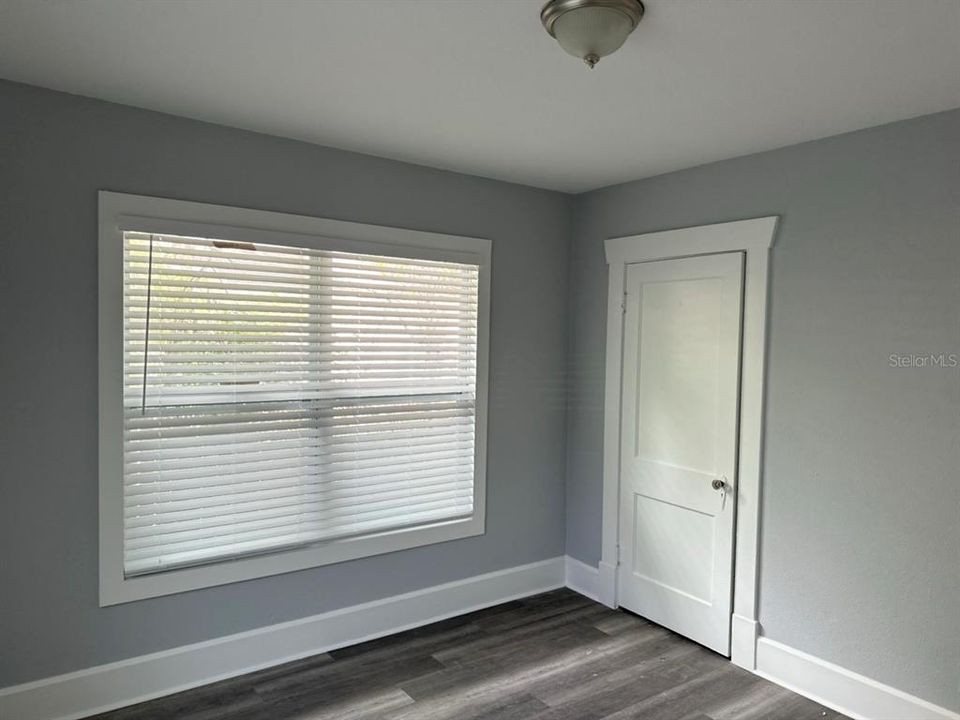 На продажу: $649,900 (6 спален, 0 ванн, 2429 Квадратных фут)