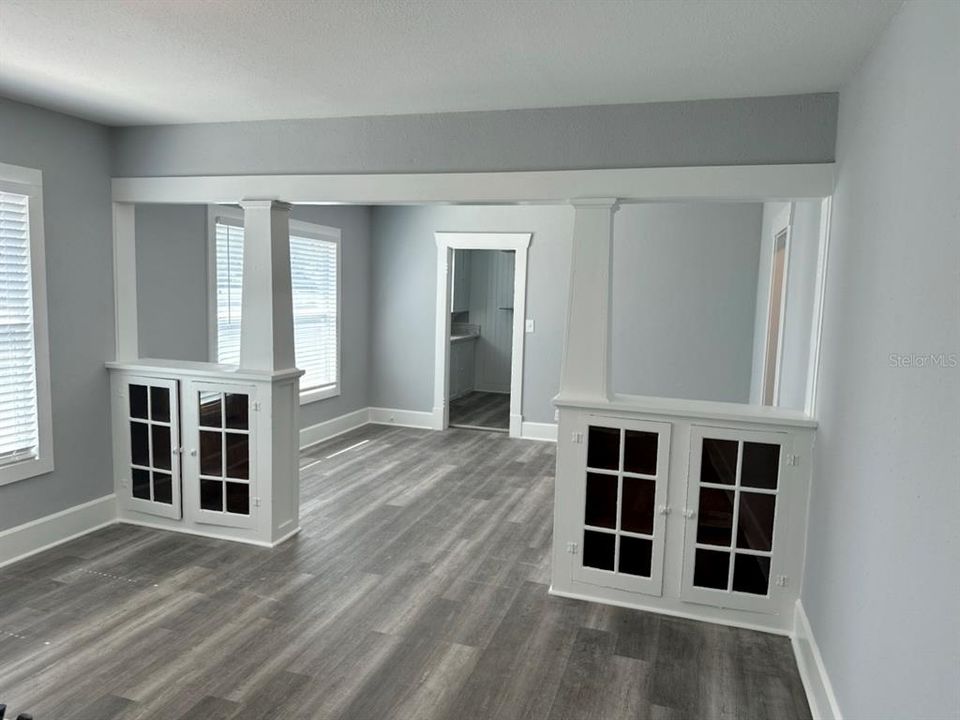 На продажу: $649,900 (6 спален, 0 ванн, 2429 Квадратных фут)