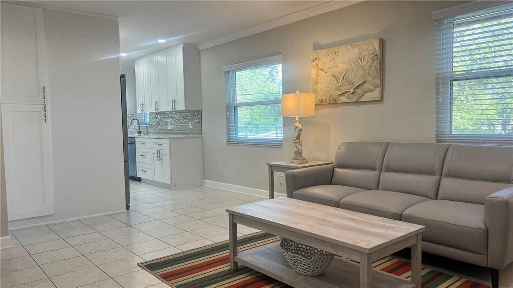 For Rent: $2,200 (2 beds, 2 baths, 1070 Square Feet)