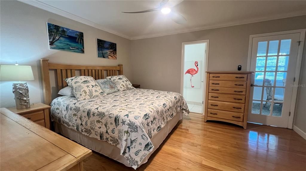 For Rent: $2,200 (2 beds, 2 baths, 1070 Square Feet)