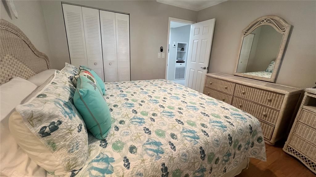 For Rent: $2,200 (2 beds, 2 baths, 1070 Square Feet)