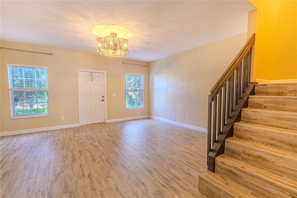 For Rent: $2,400 (2 beds, 2 baths, 1234 Square Feet)