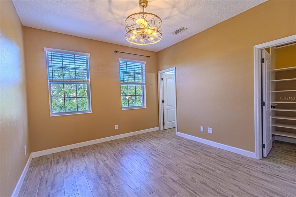 For Rent: $2,400 (2 beds, 2 baths, 1234 Square Feet)