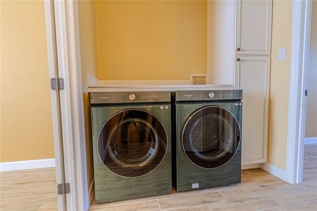 For Rent: $2,400 (2 beds, 2 baths, 1234 Square Feet)