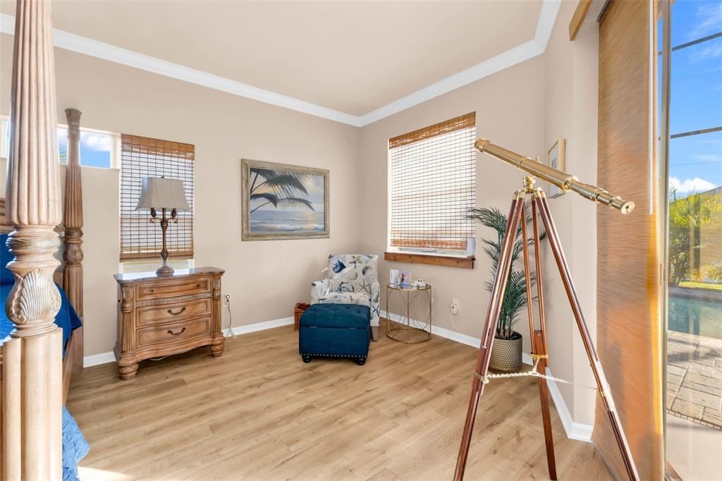 En Venta: $489,900 (3 camas, 2 baños, 2375 Pies cuadrados)