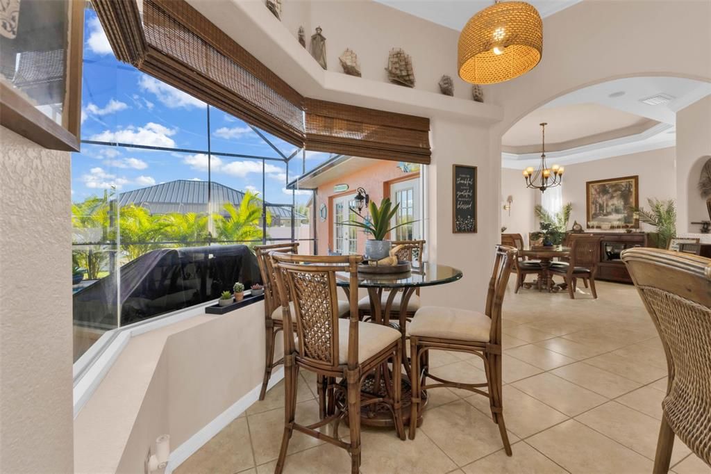 En Venta: $489,900 (3 camas, 2 baños, 2375 Pies cuadrados)