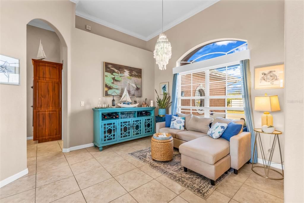 En Venta: $489,900 (3 camas, 2 baños, 2375 Pies cuadrados)