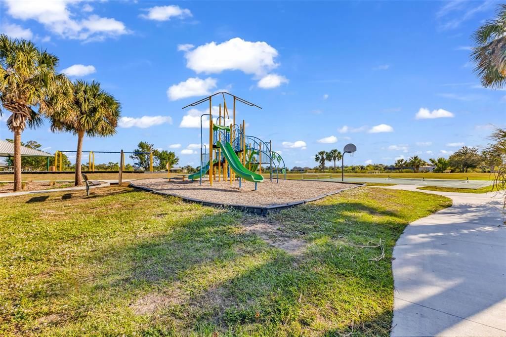 En Venta: $489,900 (3 camas, 2 baños, 2375 Pies cuadrados)