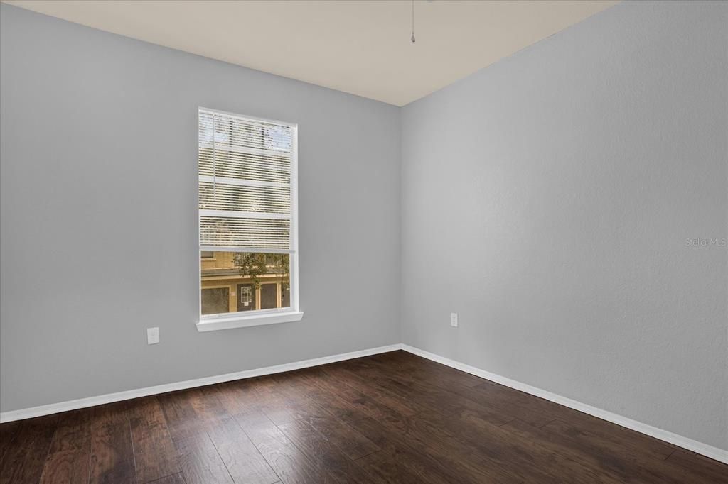 На продажу: $185,000 (2 спален, 2 ванн, 1242 Квадратных фут)