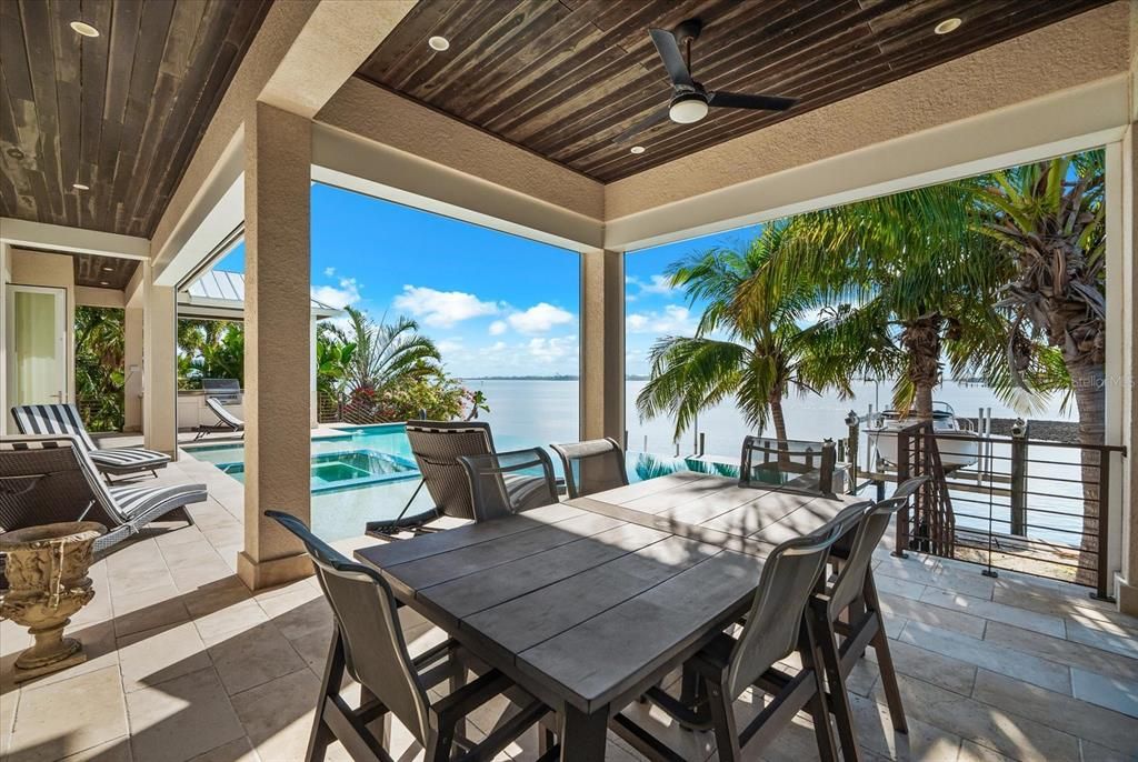 For Sale: $5,490,000 (4 beds, 5 baths, 3353 Square Feet)