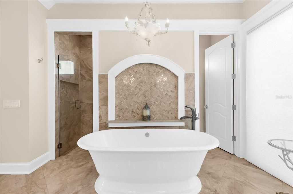 For Sale: $5,490,000 (4 beds, 5 baths, 3353 Square Feet)