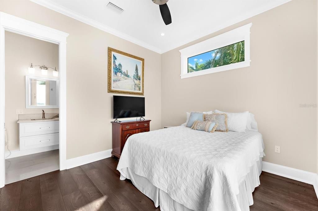 For Sale: $5,490,000 (4 beds, 5 baths, 3353 Square Feet)