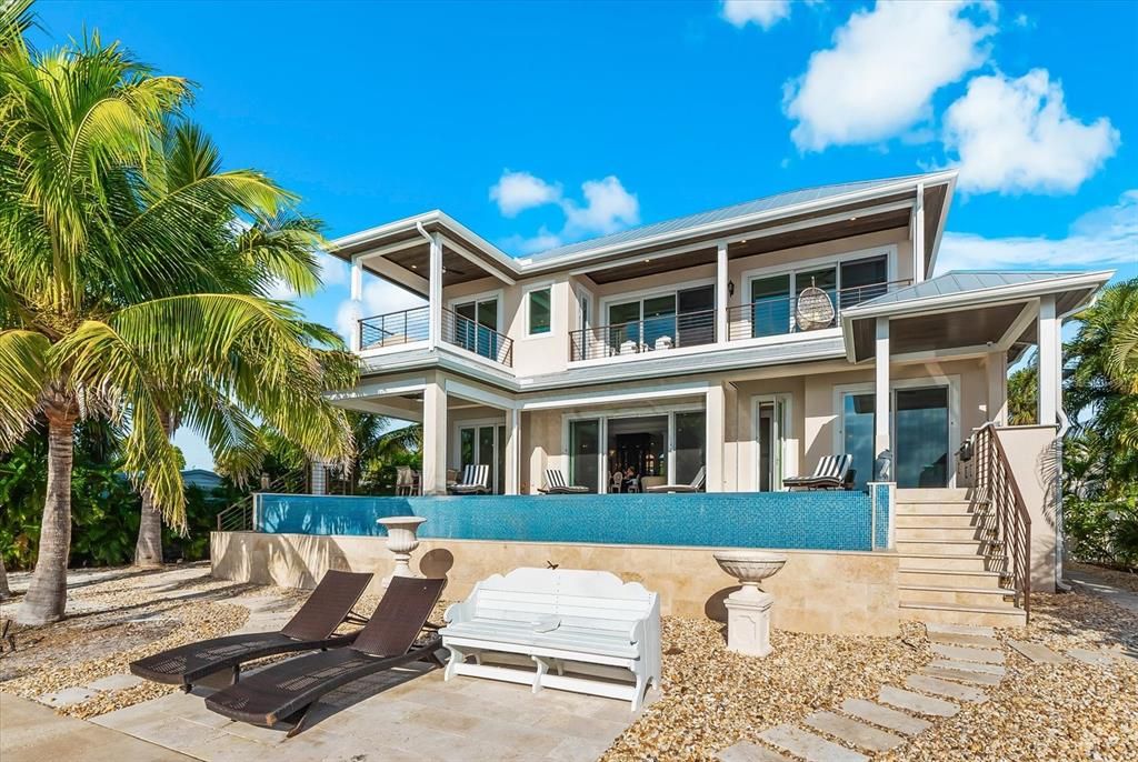 For Sale: $5,490,000 (4 beds, 5 baths, 3353 Square Feet)