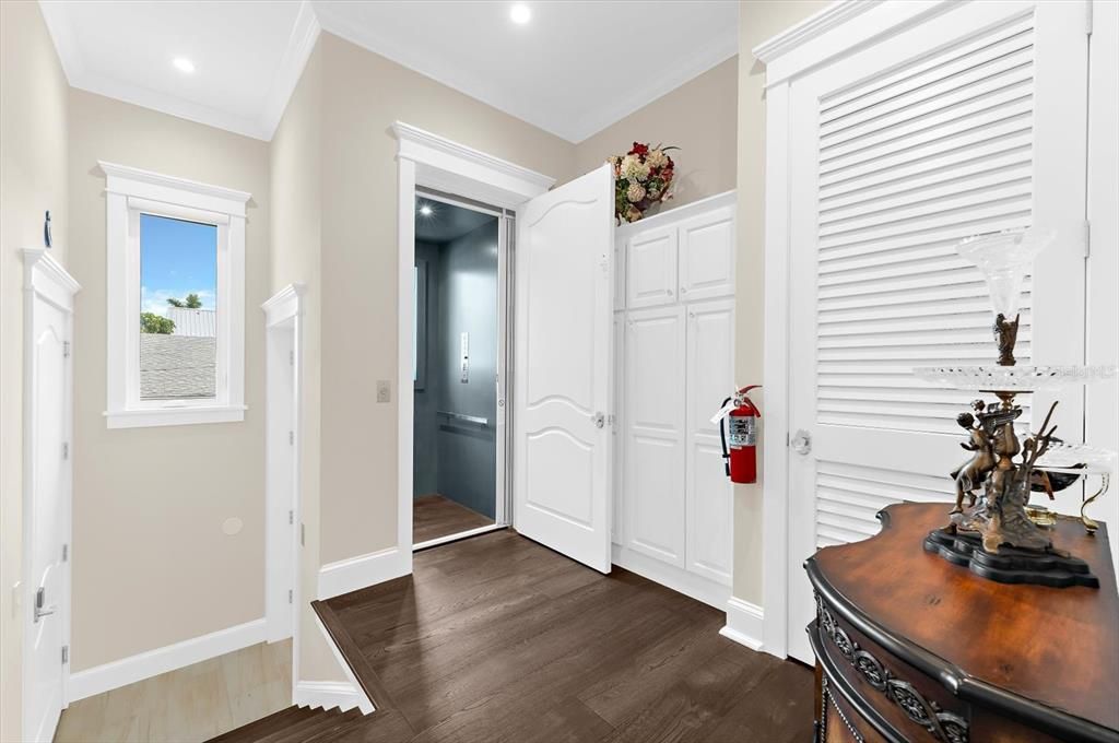 For Sale: $5,490,000 (4 beds, 5 baths, 3353 Square Feet)