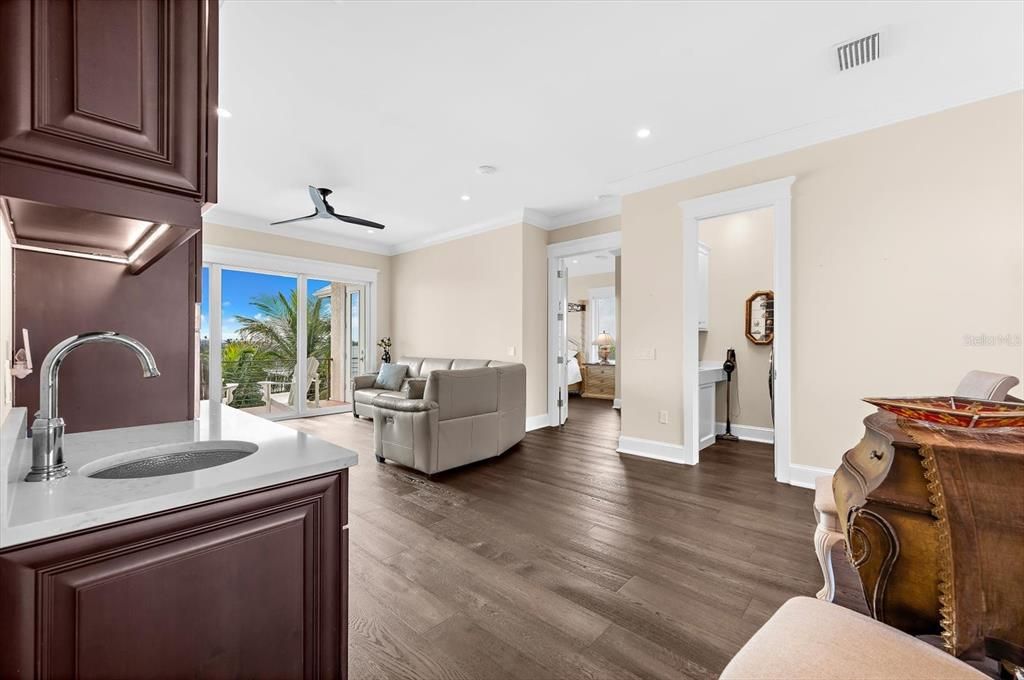 For Sale: $5,490,000 (4 beds, 5 baths, 3353 Square Feet)