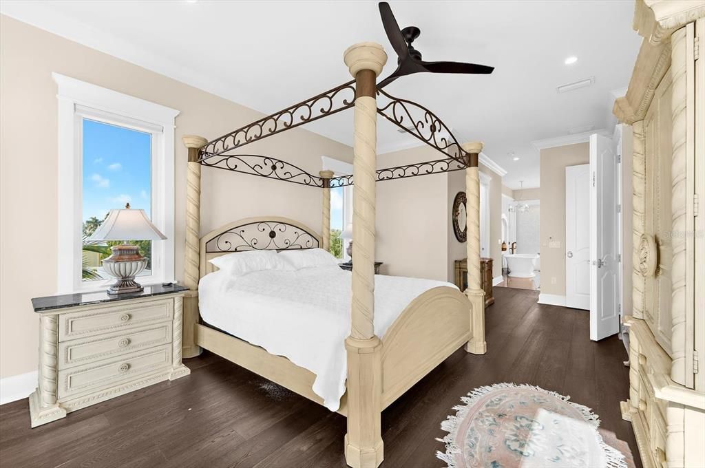 For Sale: $5,490,000 (4 beds, 5 baths, 3353 Square Feet)