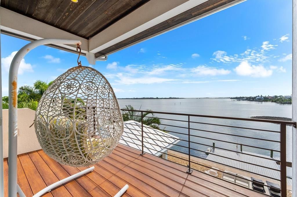 For Sale: $5,490,000 (4 beds, 5 baths, 3353 Square Feet)