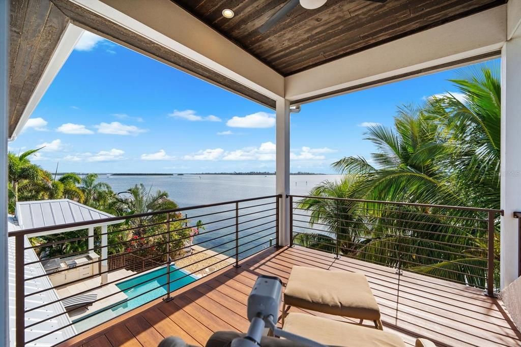 For Sale: $5,490,000 (4 beds, 5 baths, 3353 Square Feet)