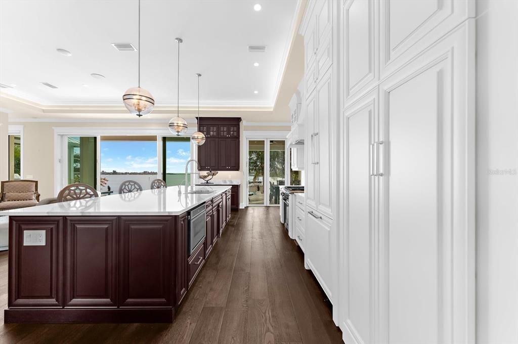 For Sale: $5,490,000 (4 beds, 5 baths, 3353 Square Feet)