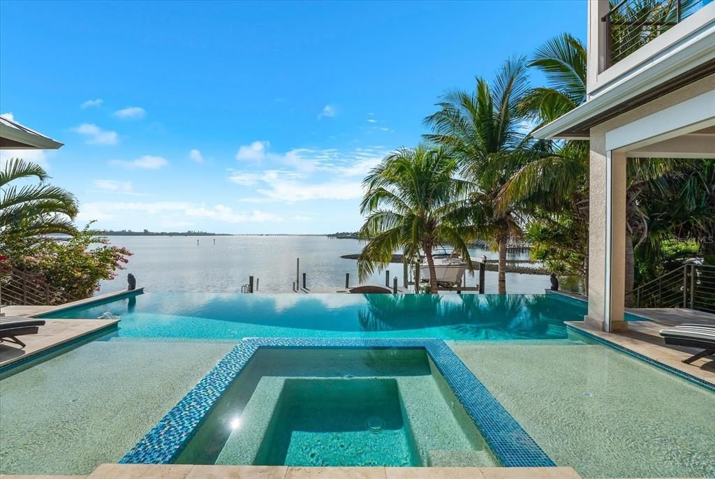 For Sale: $5,490,000 (4 beds, 5 baths, 3353 Square Feet)