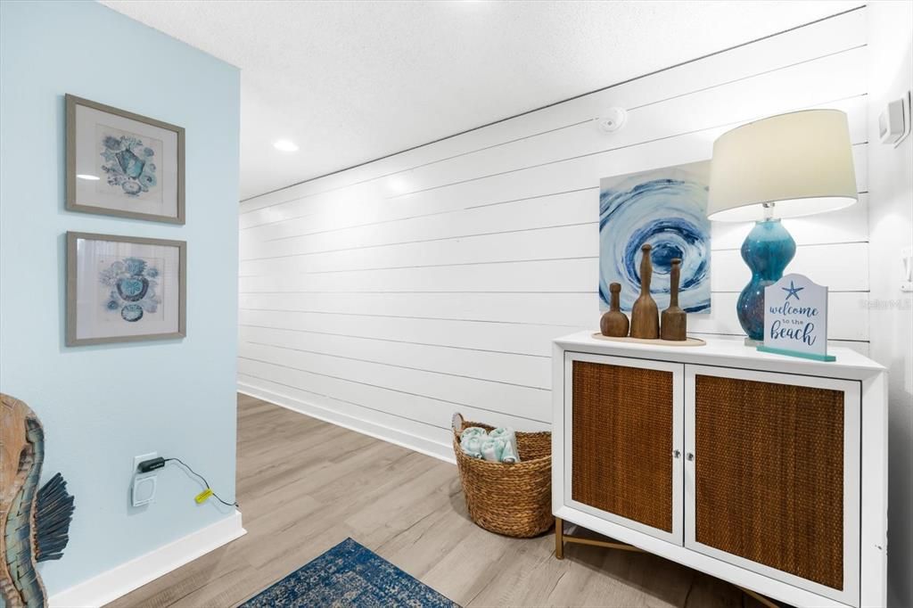 待售: $799,000 (1 贝兹, 2 浴室, 986 平方英尺)