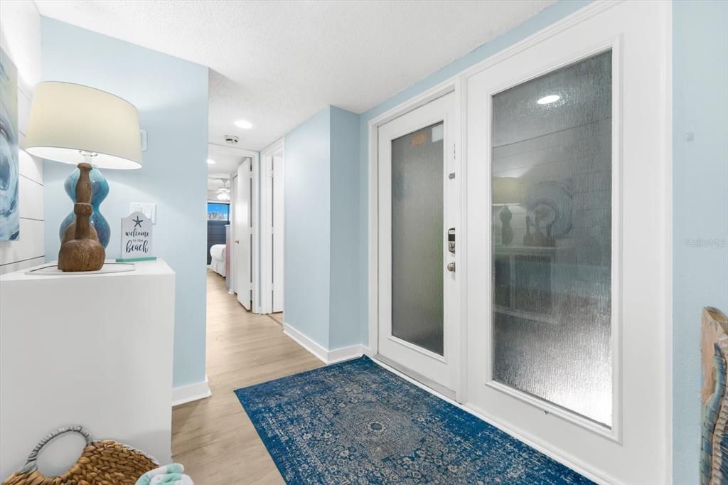 待售: $799,000 (1 贝兹, 2 浴室, 986 平方英尺)