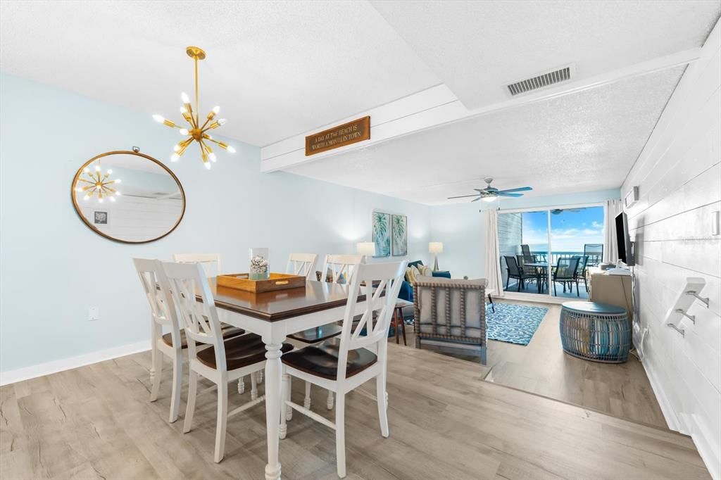 待售: $799,000 (1 贝兹, 2 浴室, 986 平方英尺)