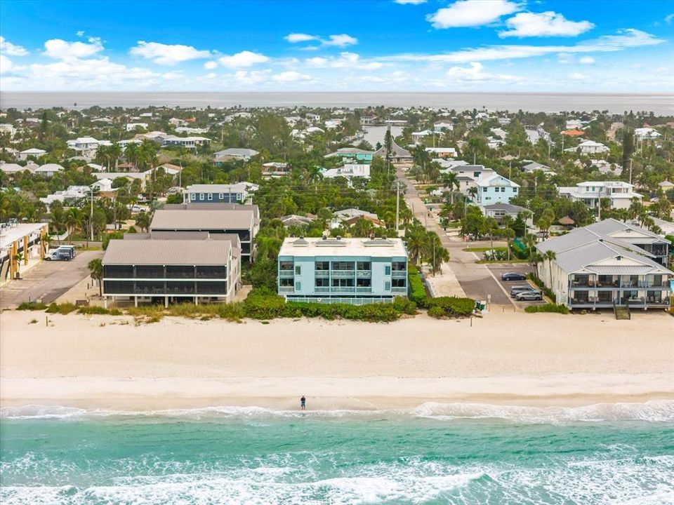 待售: $799,000 (1 贝兹, 2 浴室, 986 平方英尺)