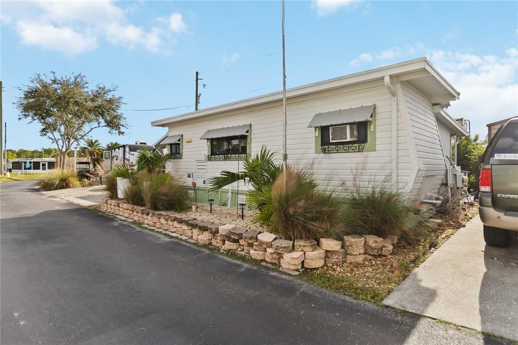 En Venta: $97,500 (1 camas, 1 baños, 216 Pies cuadrados)