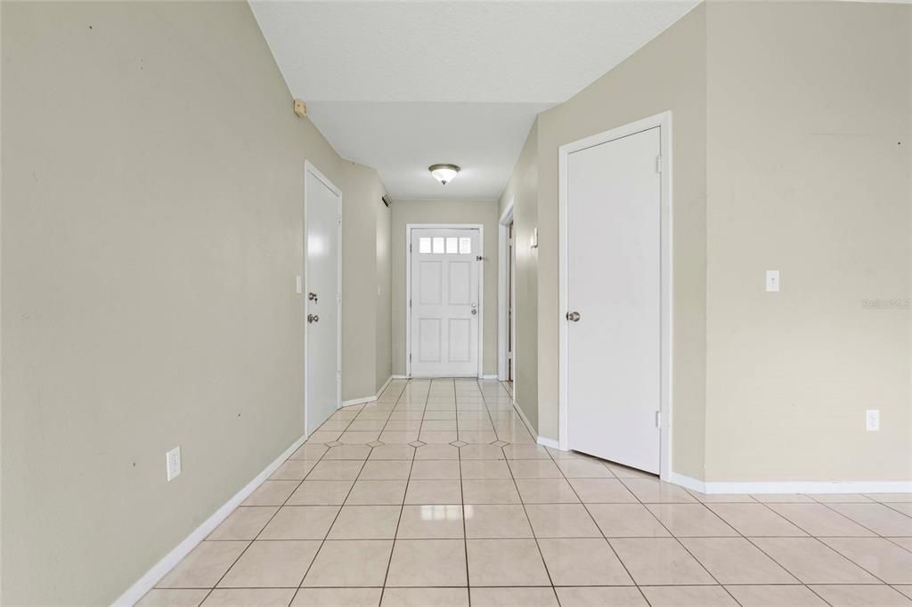 En Venta: $400,000 (3 camas, 2 baños, 1245 Pies cuadrados)