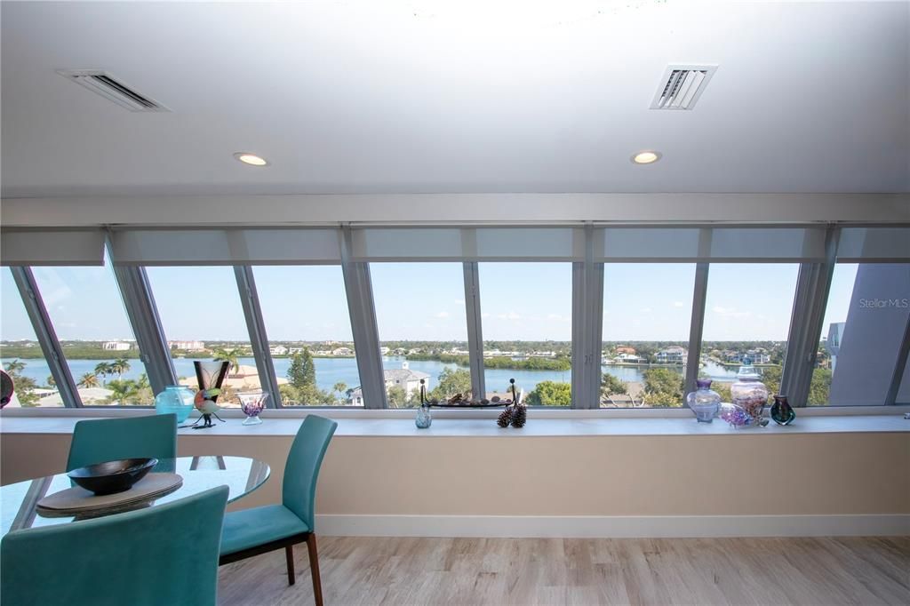 待售: $849,000 (2 贝兹, 2 浴室, 1460 平方英尺)