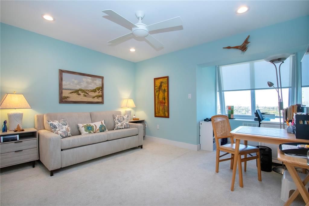 待售: $849,000 (2 贝兹, 2 浴室, 1460 平方英尺)