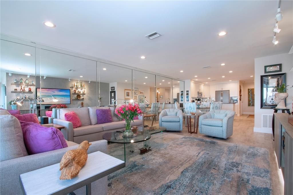 待售: $849,000 (2 贝兹, 2 浴室, 1460 平方英尺)