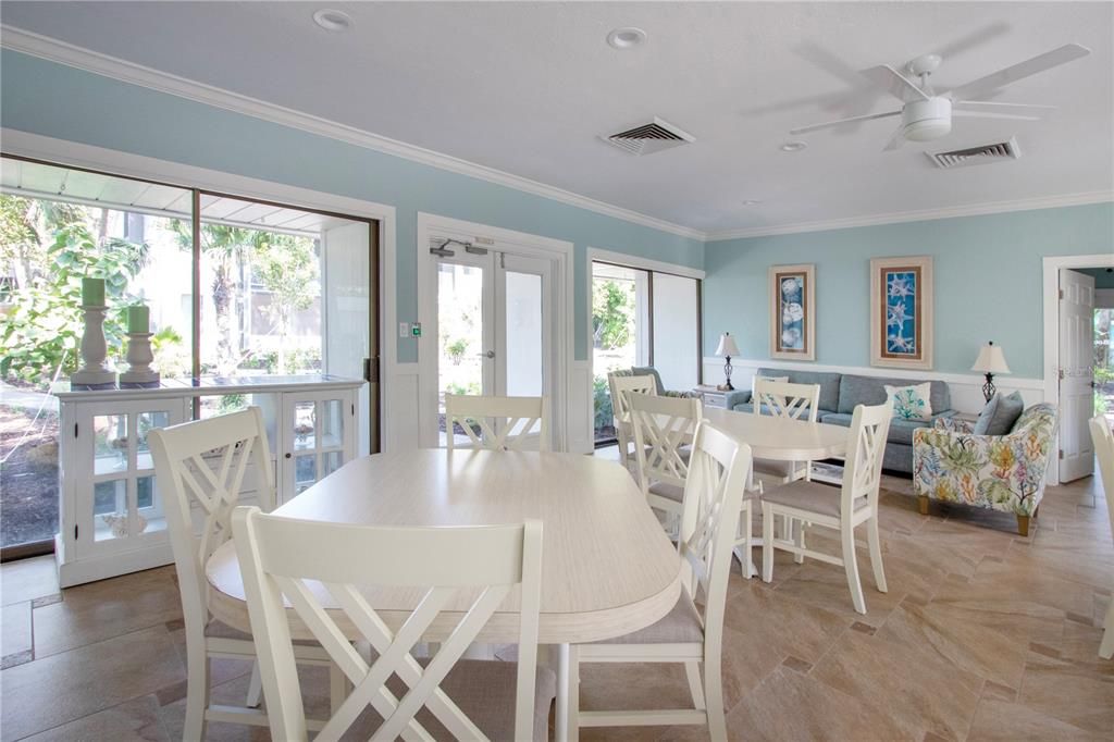 待售: $849,000 (2 贝兹, 2 浴室, 1460 平方英尺)