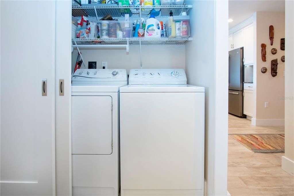 待售: $849,000 (2 贝兹, 2 浴室, 1460 平方英尺)