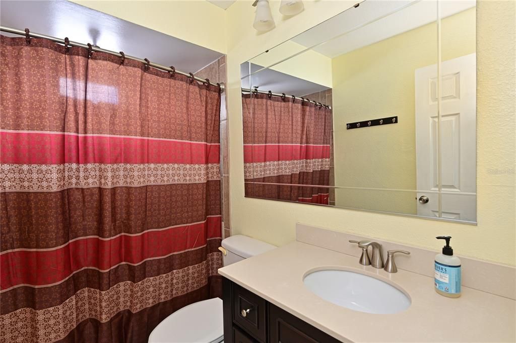 For Sale: $395,000 (3 beds, 2 baths, 1284 Square Feet)