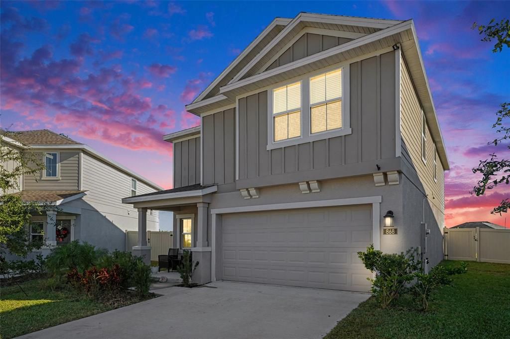 На продажу: $360,000 (5 спален, 2 ванн, 2590 Квадратных фут)