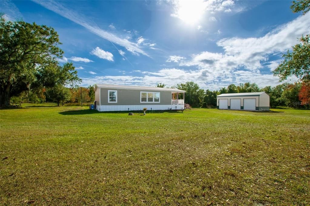 For Sale: $350,000 (2 beds, 2 baths, 960 Square Feet)