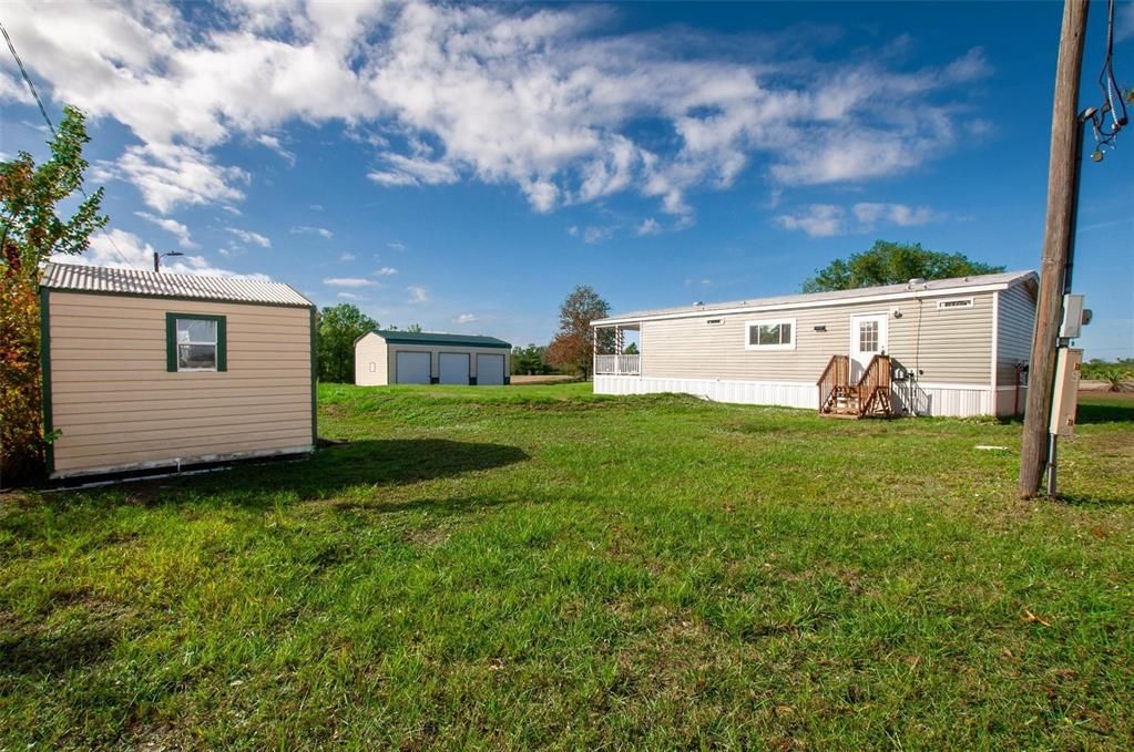 For Sale: $350,000 (2 beds, 2 baths, 960 Square Feet)