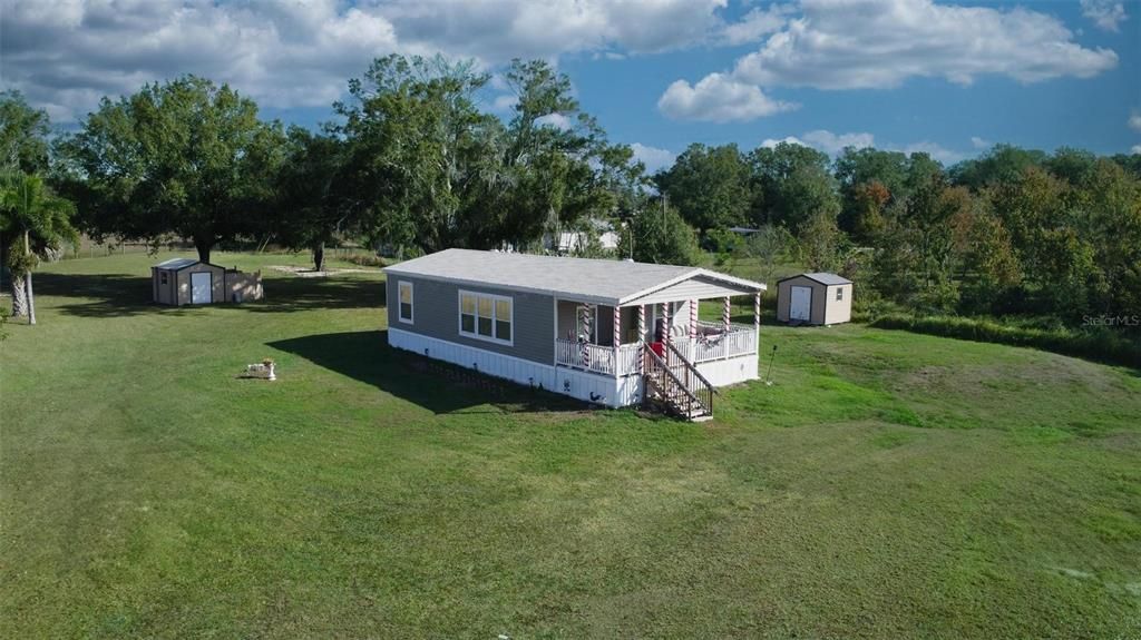 For Sale: $350,000 (2 beds, 2 baths, 960 Square Feet)