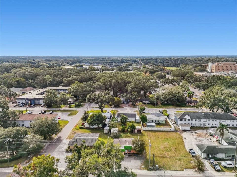 待售: $395,000 (0 贝兹, 0 浴室, 1304 平方英尺)