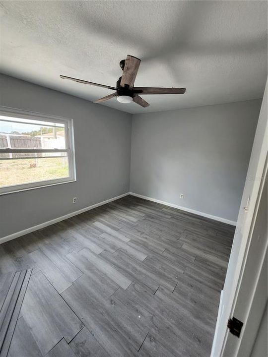 For Sale: $325,000 (2 beds, 2 baths, 1755 Square Feet)