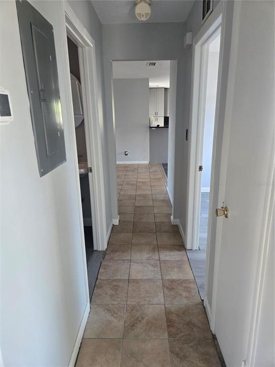 For Sale: $325,000 (2 beds, 2 baths, 1755 Square Feet)