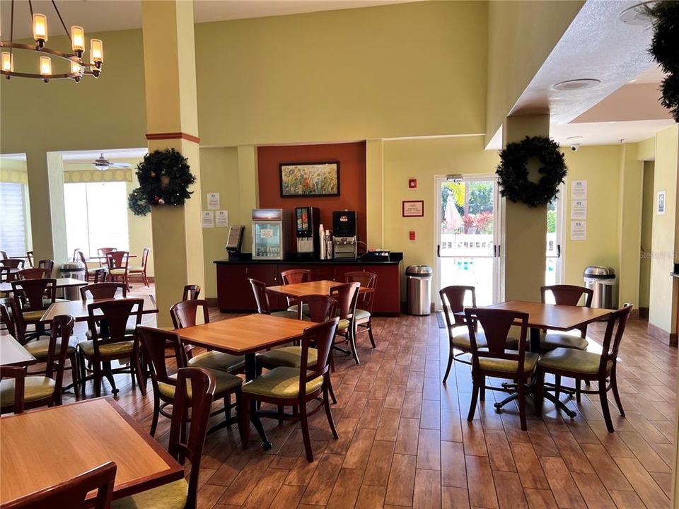 For Sale: $49,500 (1 beds, 1 baths, 342 Square Feet)